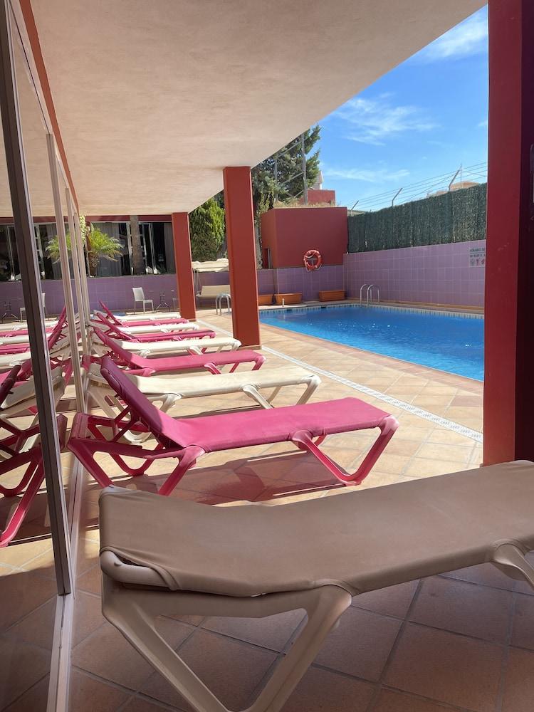 Aparthotel Residencial Vidalbir 3*