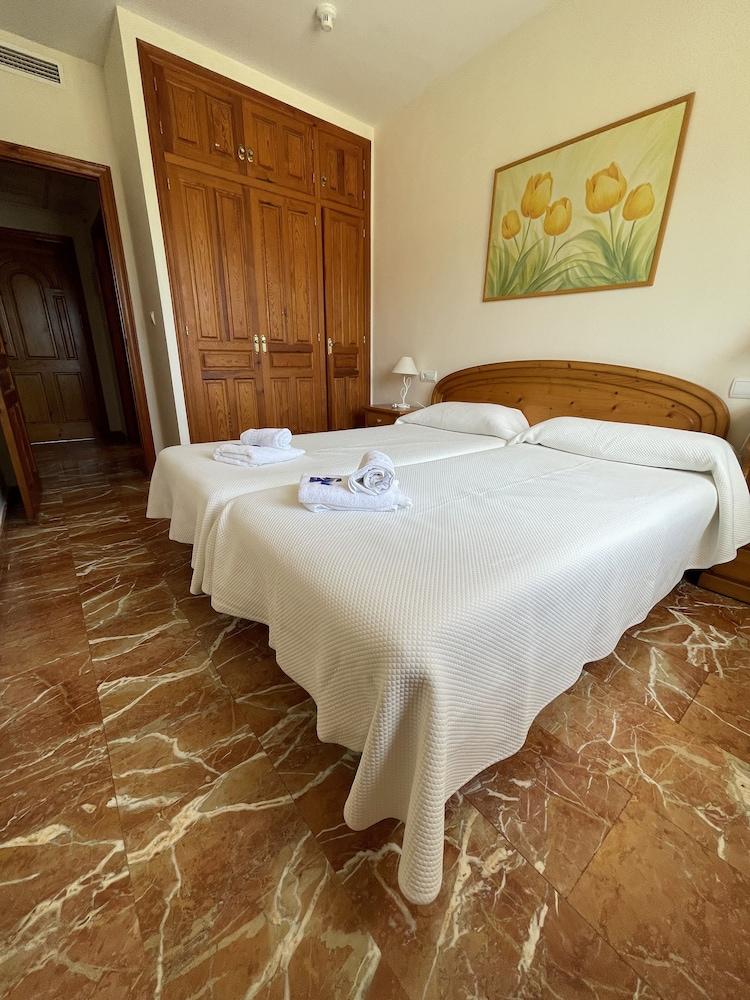 Residencial Vidalbir Aparthotel L'Alfas del Pi